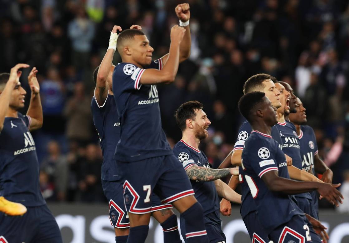 阿森纳今日表现抢眼，姆巴佩整场无解，教练赛后亲自拥抱的简单介绍