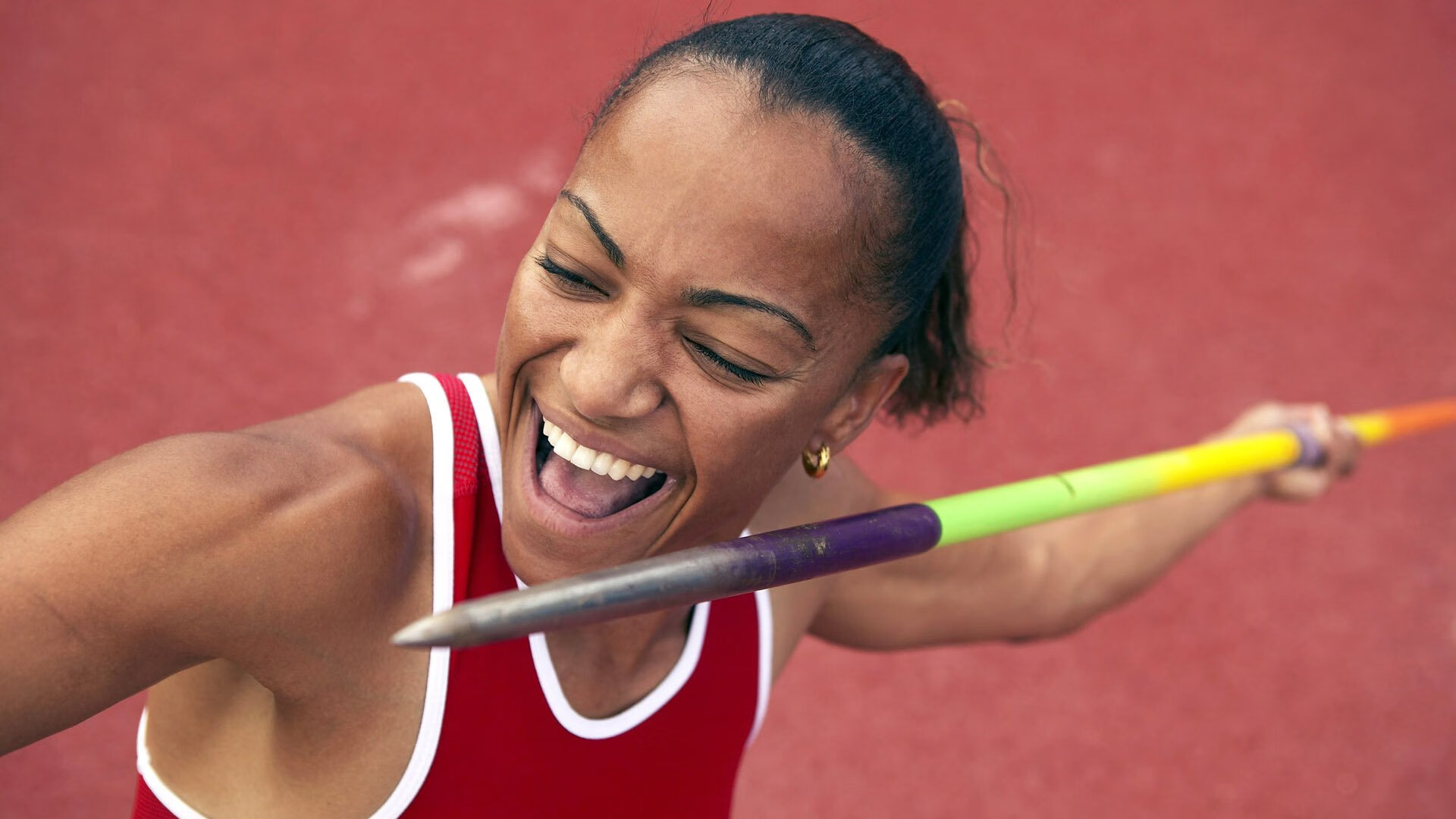 乒乓球赛场焦点！西班牙队对阵法国队，战术博弈精彩纷呈，教练斗智斗勇